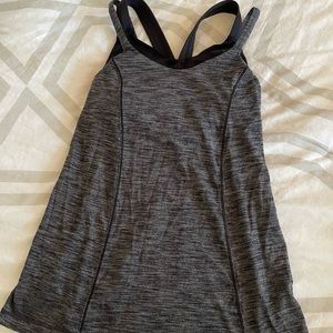 Lululemon work out top